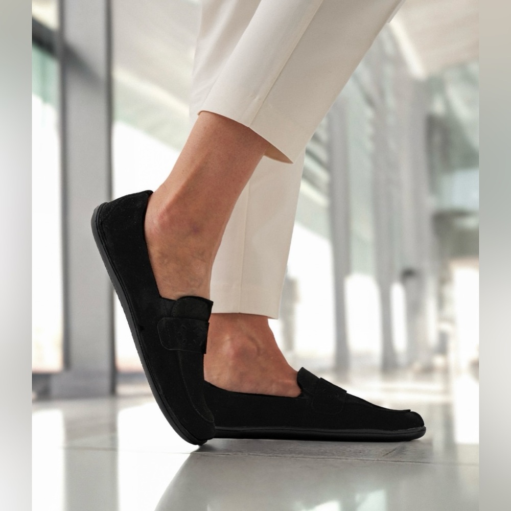 Be Lenka Bianca Black Moccasin 8.5